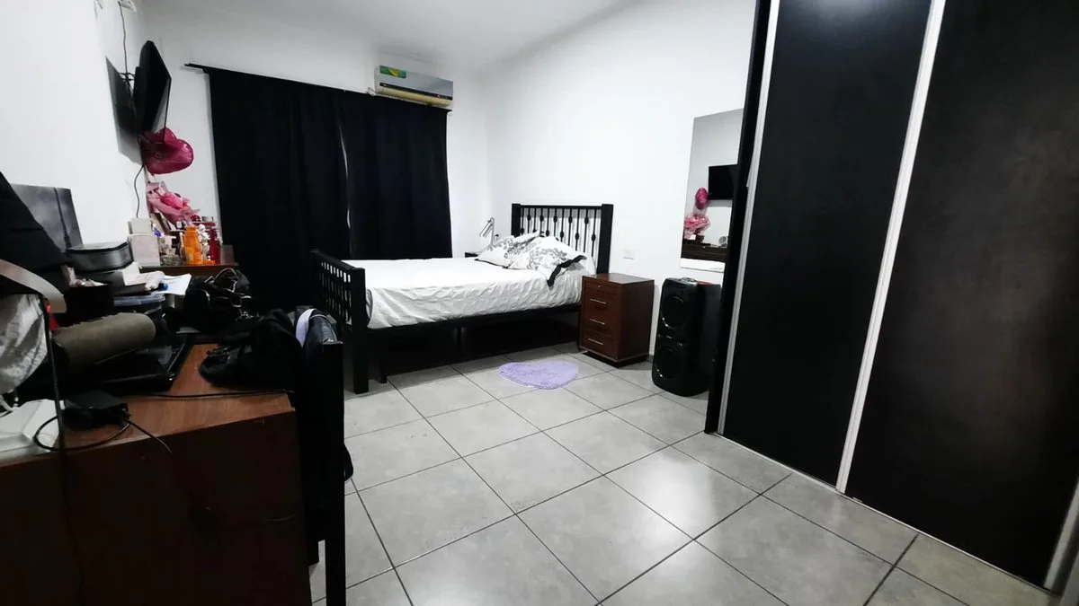 VENTA CASA 5 AMBIENTES MATHEU ESCOBAR foto 5
