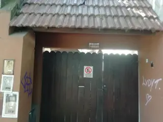 Local con vivienda sobre Av. Vergara foto 3