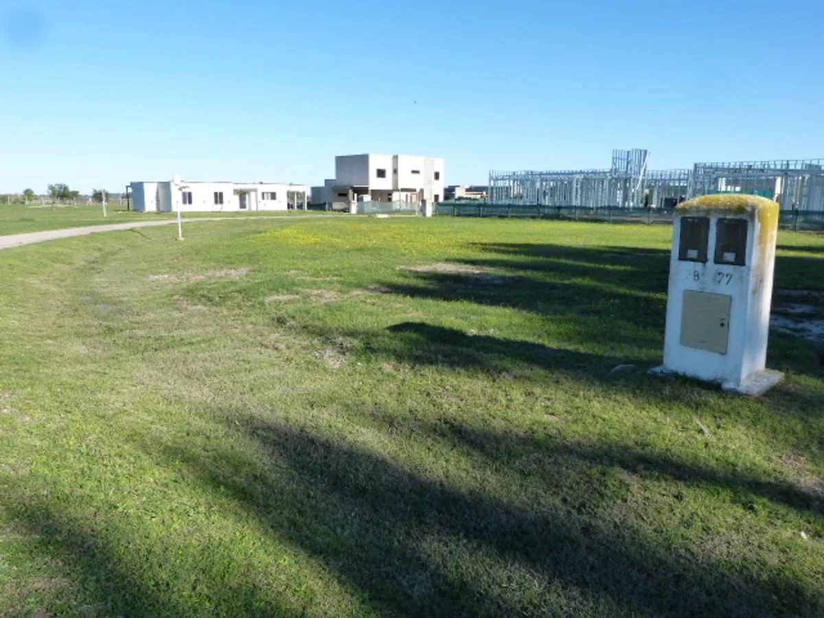 VENTA LOTE 875 M2, CLUB PRADOS DE LA VEGA, ABASTO foto 5