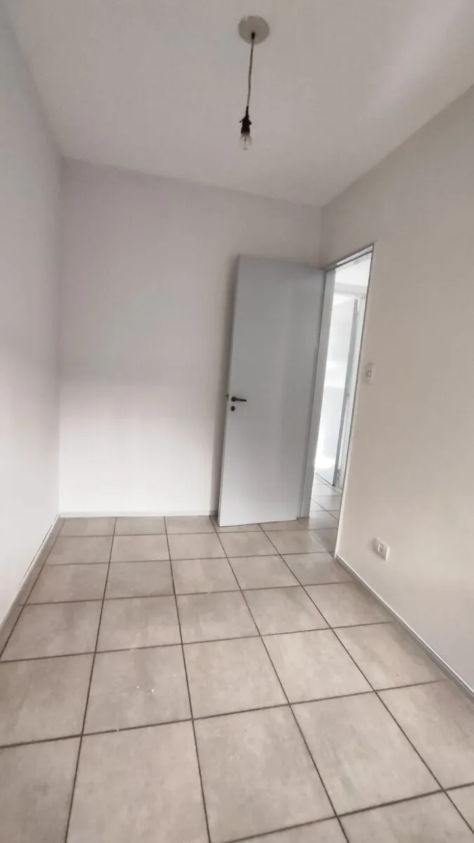 Venta Dto. 3 ambientes - Parque Patricios - Caseros 2500 foto 4