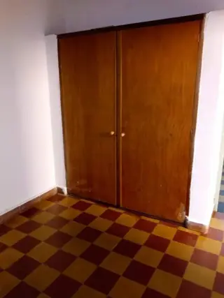 SE VENDE CASA CÉNTRICA IDEAL PARA EDIFICIOS EN POSADAS foto 4