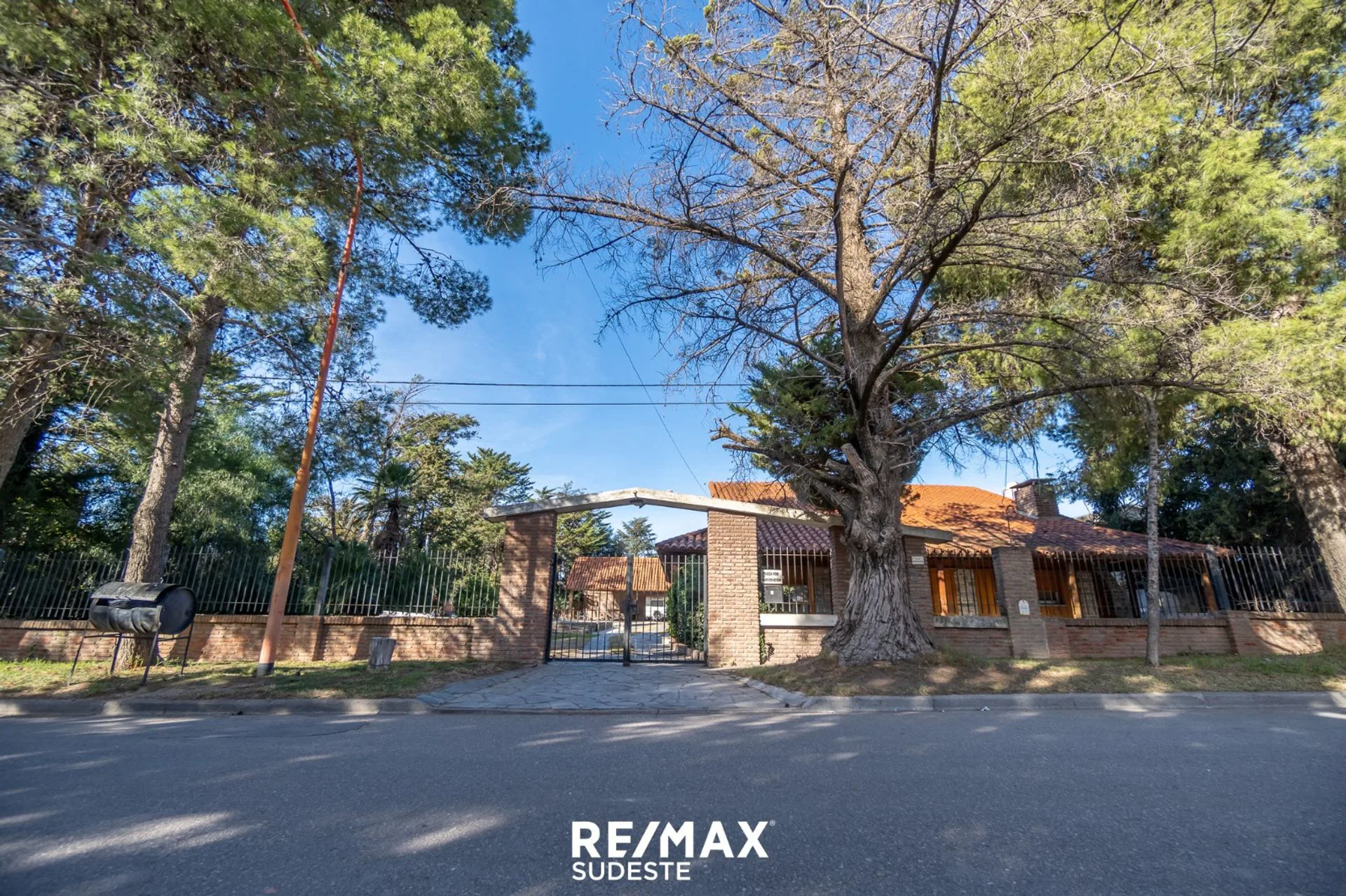 CASA EN VENTA BARRIO PATAGONIA foto 2