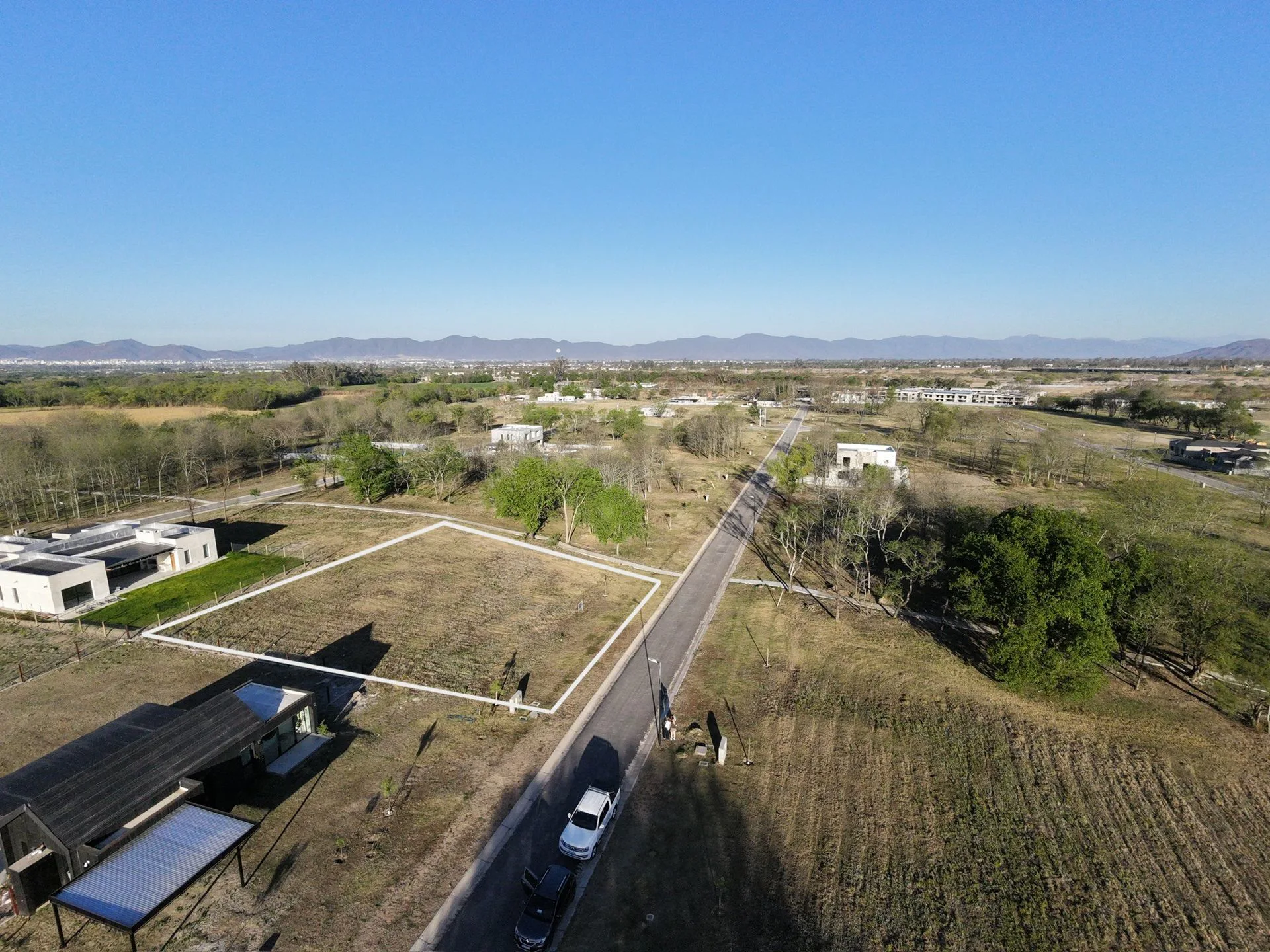 Venta terreno La Arbolada Circunvalación Oeste foto 2