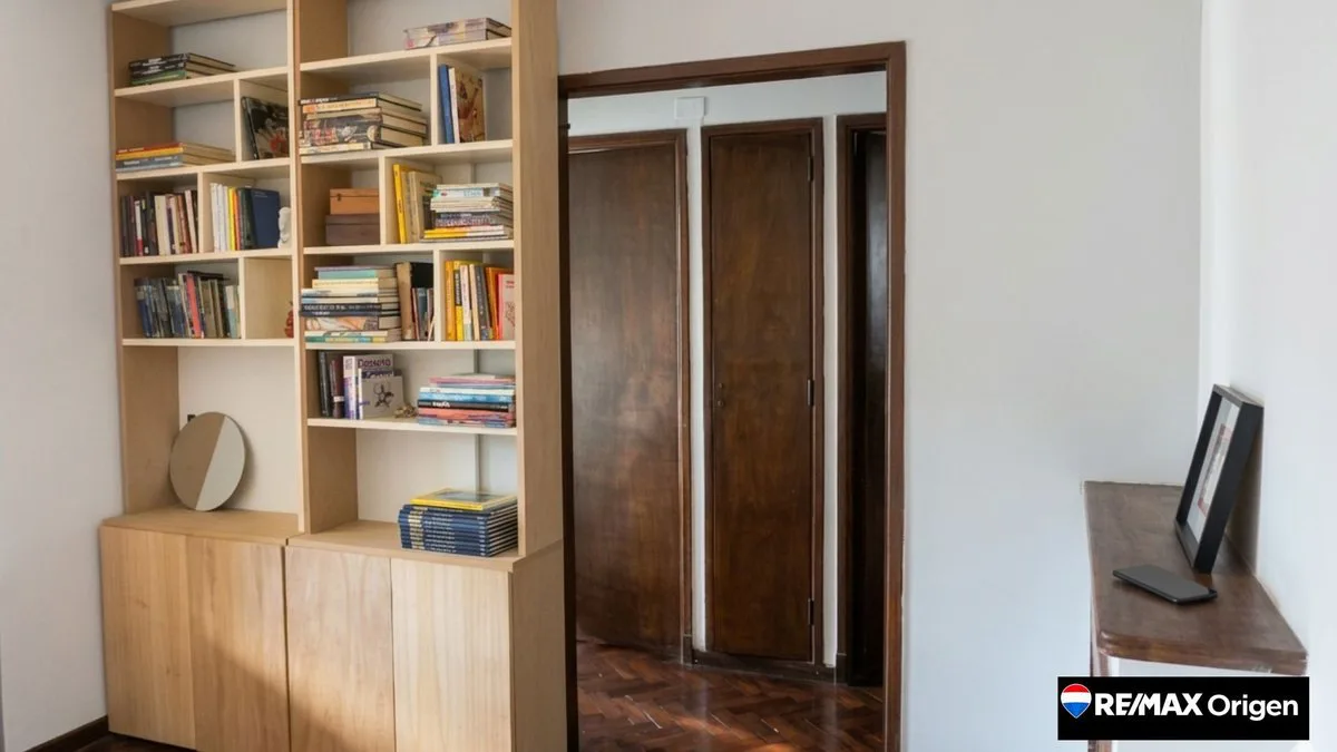 VENTA 3 AMB + DEPENDENCIA 99 m2 V. URQUIZA foto 4
