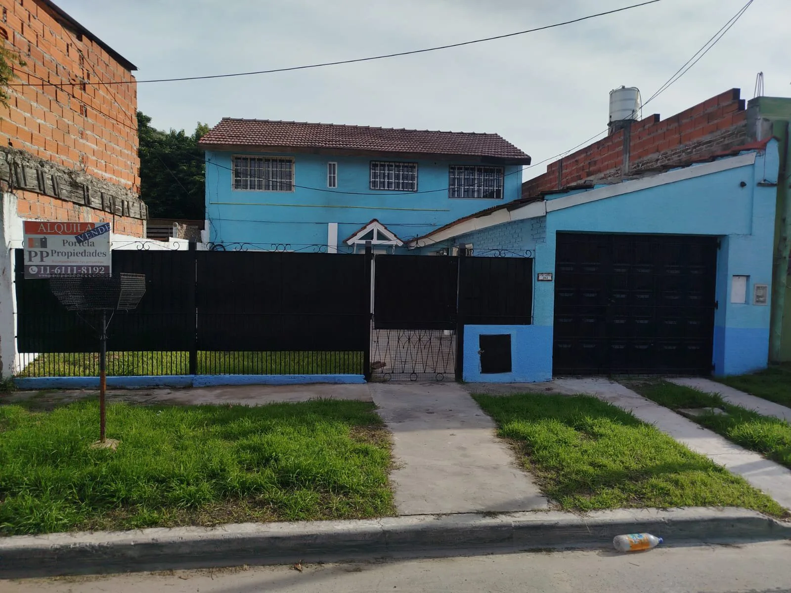 VENTA CASA 5 AMBIENTES CON COCHERA EN ITUZAINGÓ NORTE foto 2