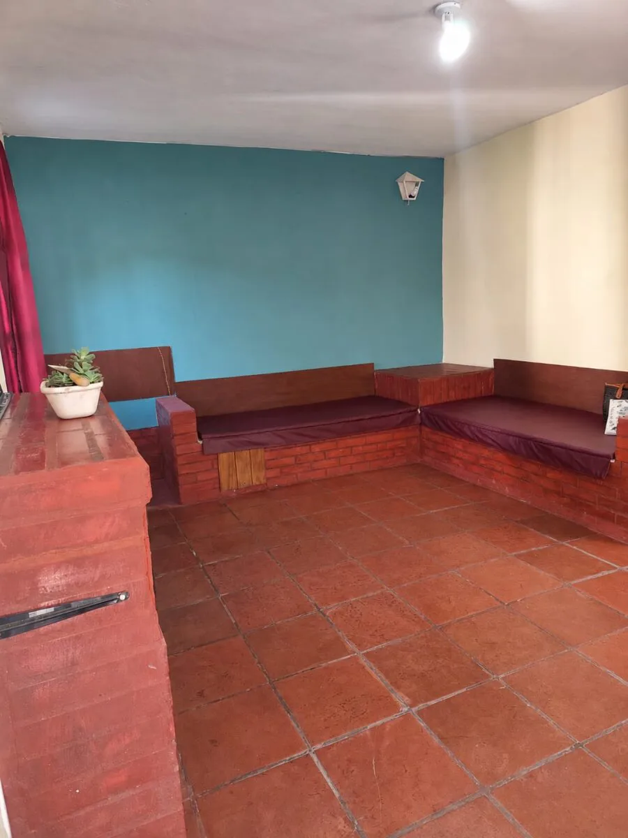 VENTA CASA 5 AMBIENTES CON COCHERA EN ITUZAINGÓ NORTE foto 3