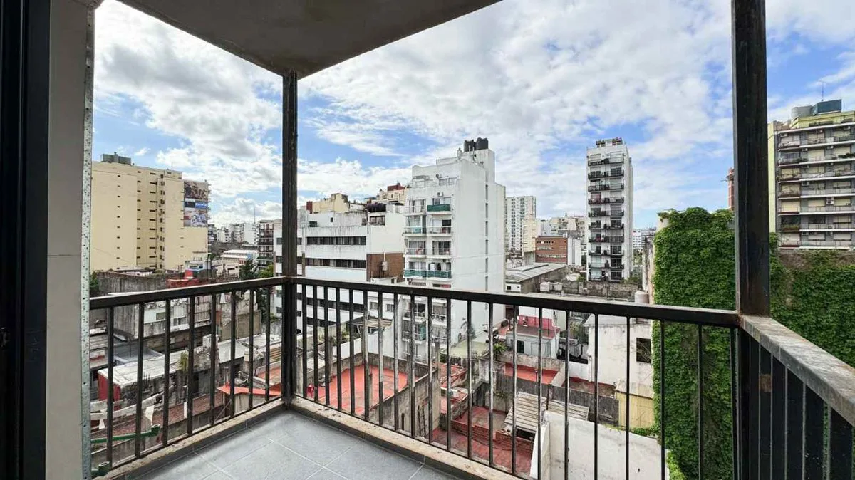VENTA 2 AMB C/BALCON A ESTR EXC CALIDAD MONSERRAT foto 2