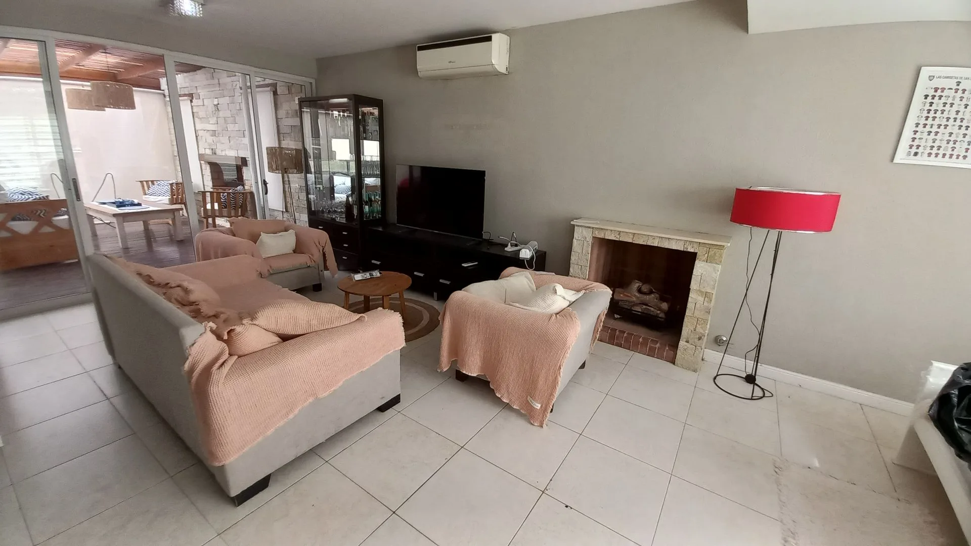 VENTA CASA COSTA ESMERALDA CON GAS NATURAL foto 5