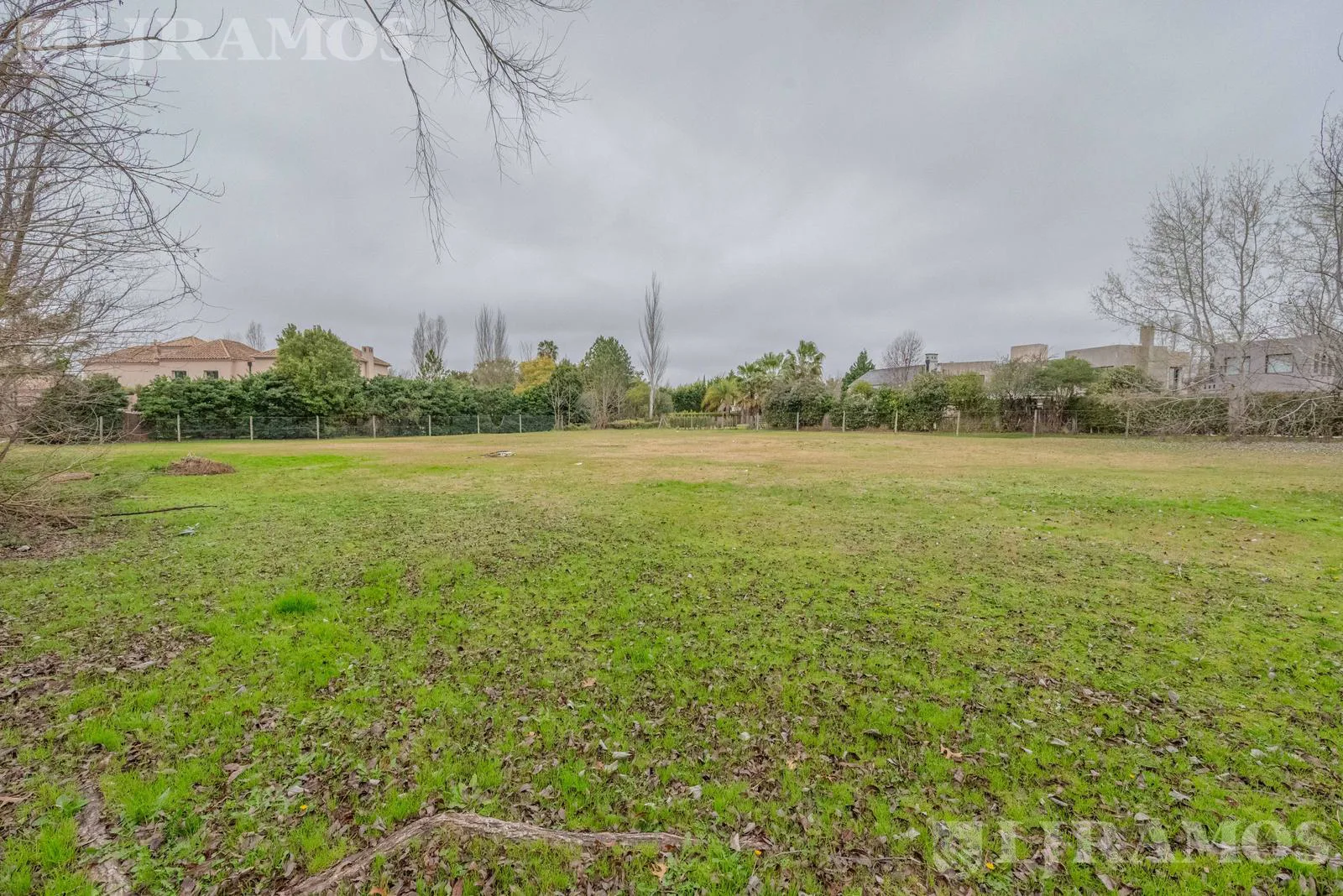 Terreno de 2565 m 2  en venta en  Santa Maria De Tigre foto 3