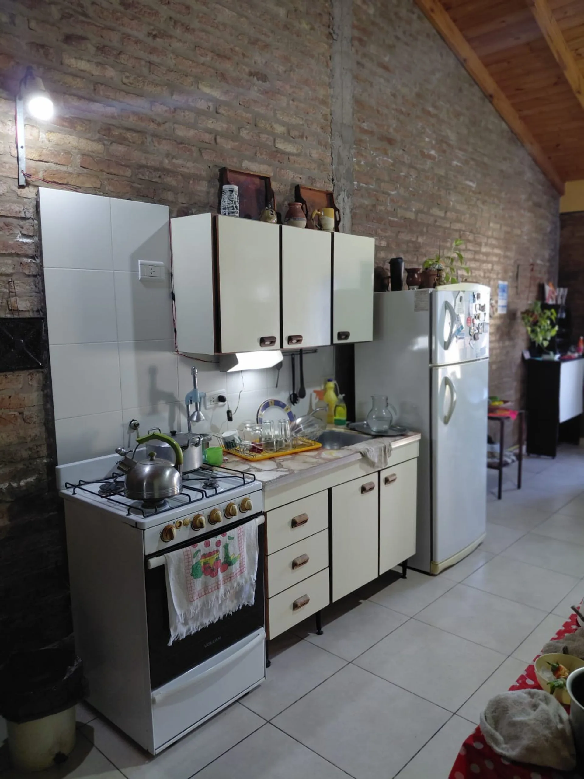 CASA Y COMERCIO EN VENTA MORENO OPORTUNIDAD foto 4