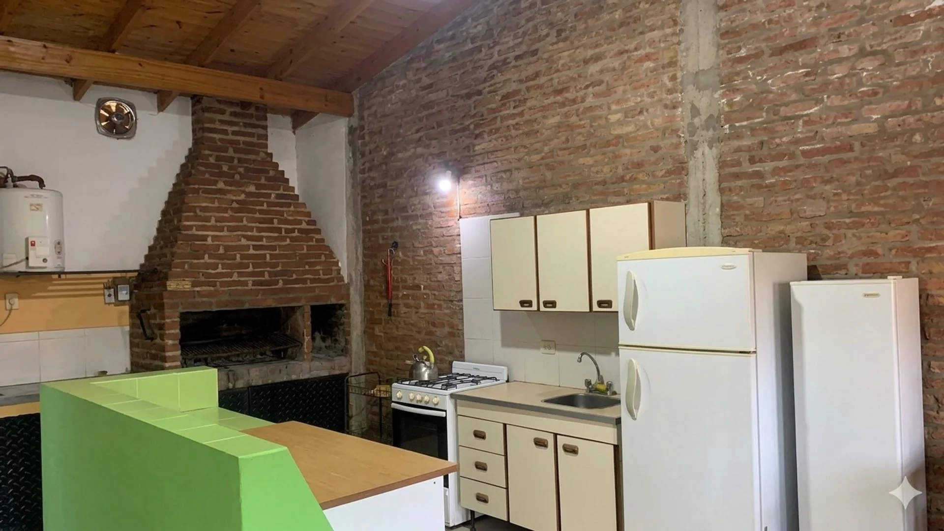 CASA Y COMERCIO EN VENTA MORENO OPORTUNIDAD foto 5