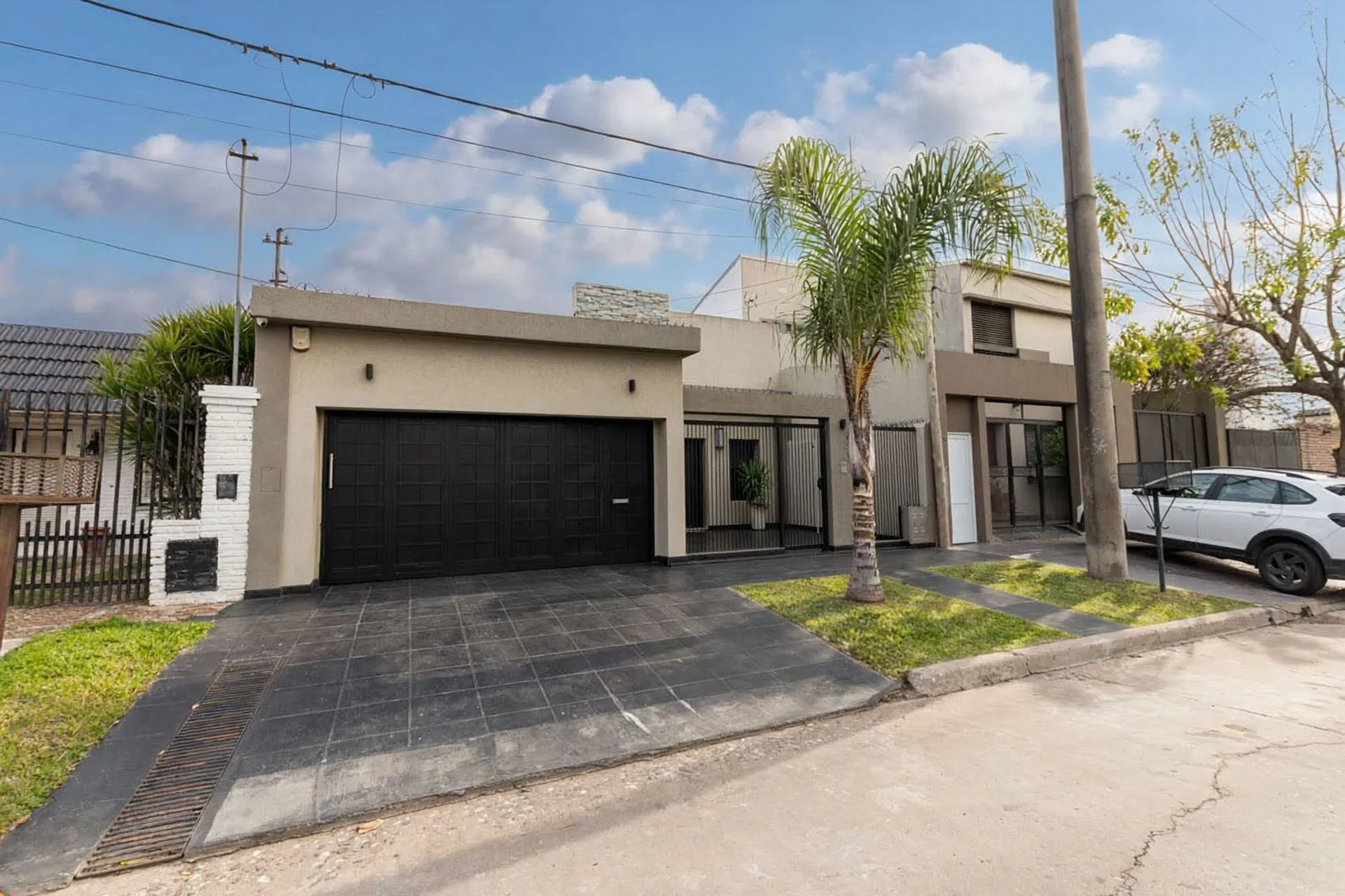 CASA PREMIUM EN GUADALUPE, 3 DORMITORIOS foto 2