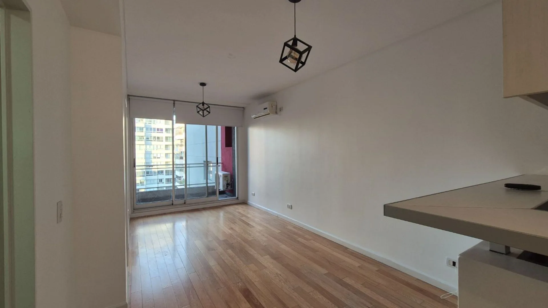 Dpto 2 ambientes balcón y amenities Alquiler foto 4