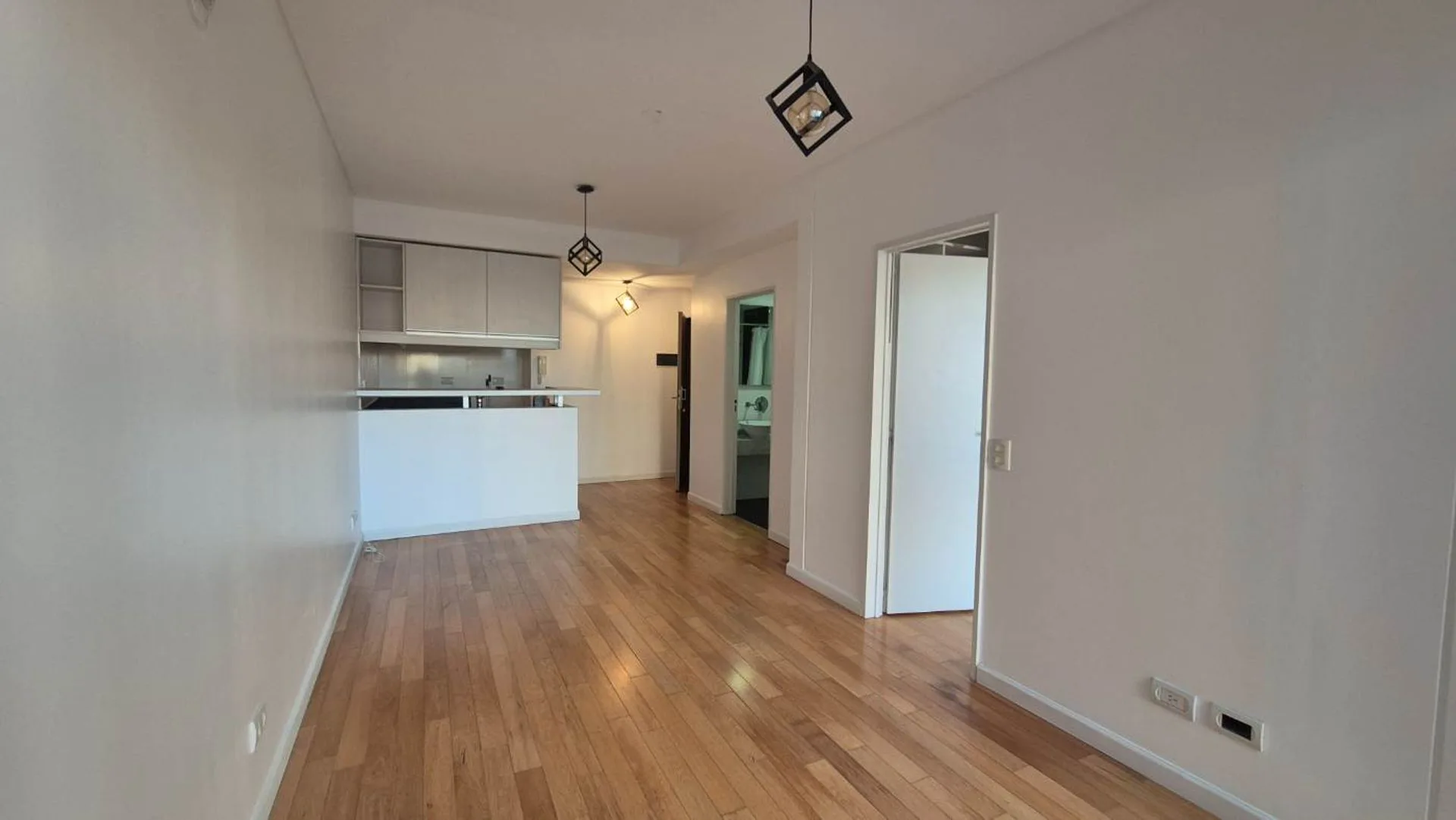 Dpto 2 ambientes balcón y amenities Alquiler foto 5