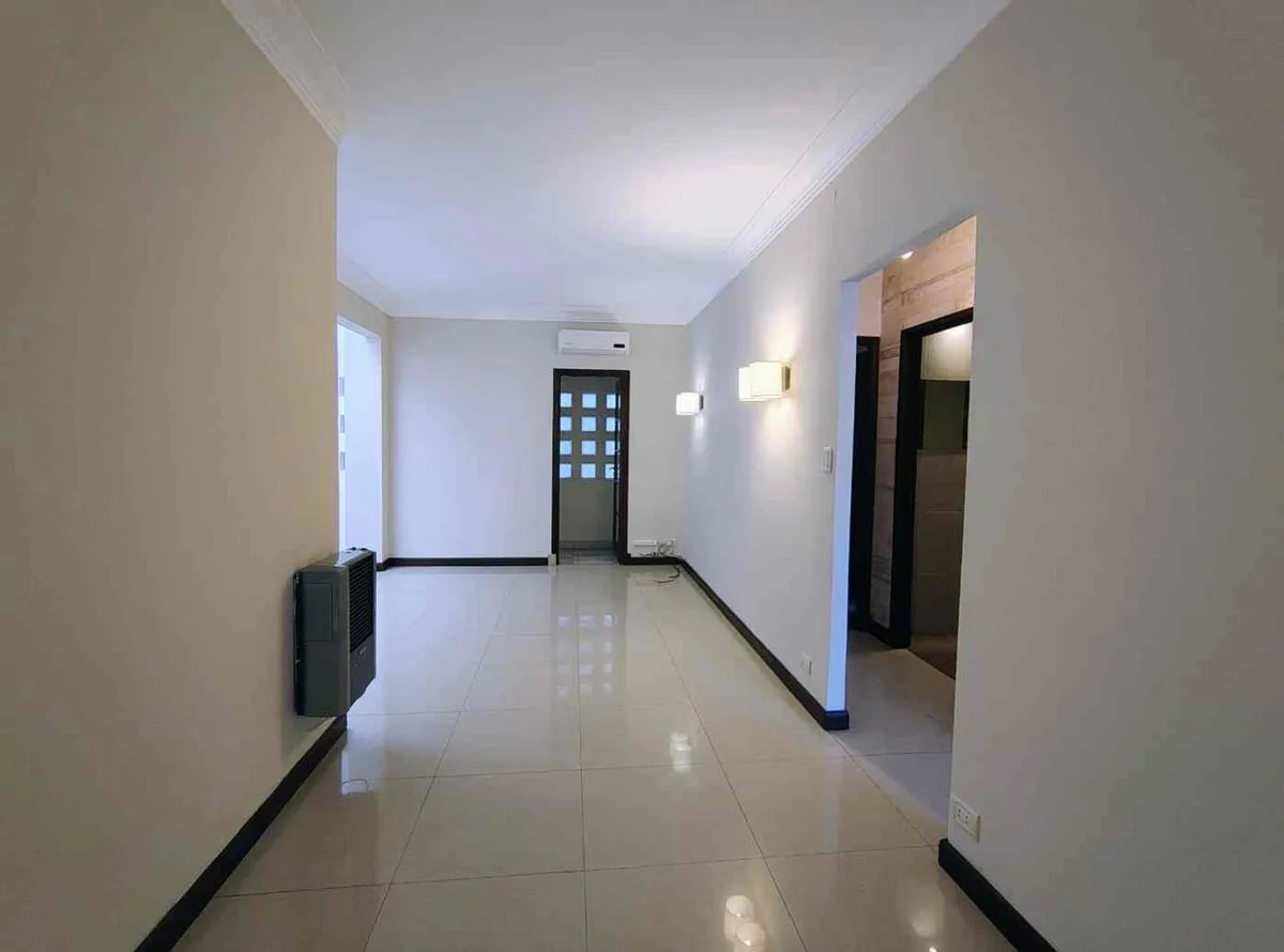 VENTA CASA 3 AMBIENTES CON GARAGE CHAUVIN foto 4
