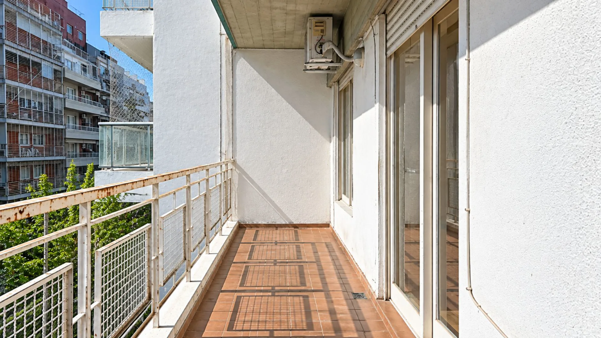 VENTA 3 AMB BALCON DEPENDENCIA COCHERA foto 2