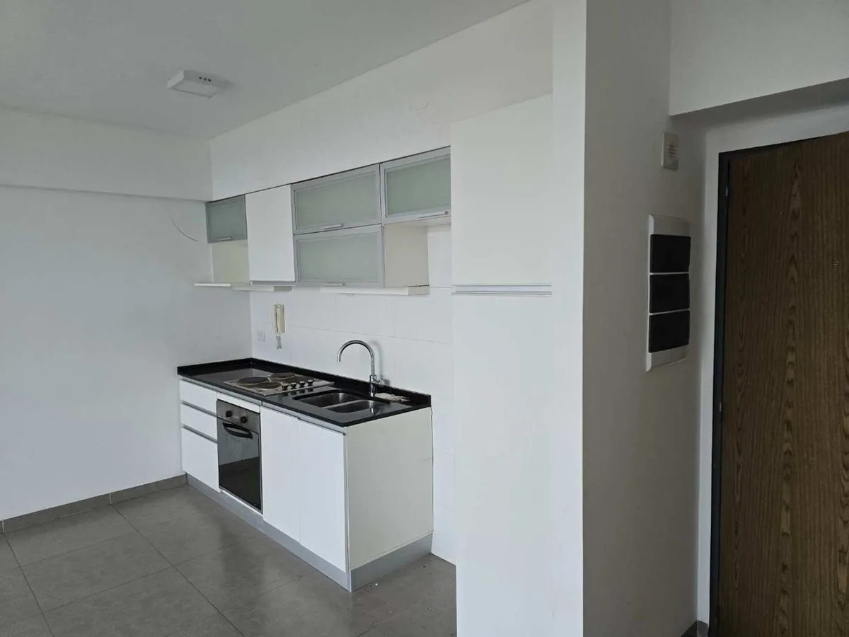 VENTA - DEPARTAMENTO 2 AMBIENTES PILETA- SUM- GYM foto 5