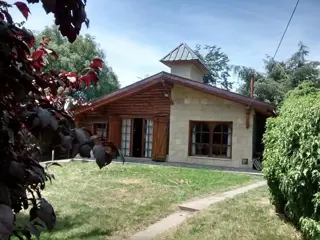 Cálida y amplia  casa en Melipal con quincho ò segunda vivienda foto 4