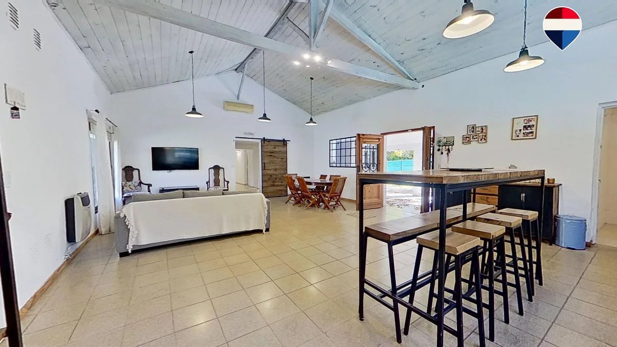 Casa en venta en el corazón de Parque Leloir foto 3