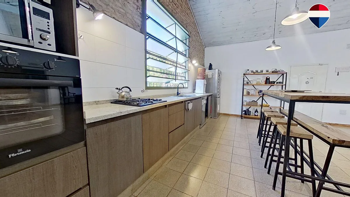 Casa en venta en el corazón de Parque Leloir foto 4