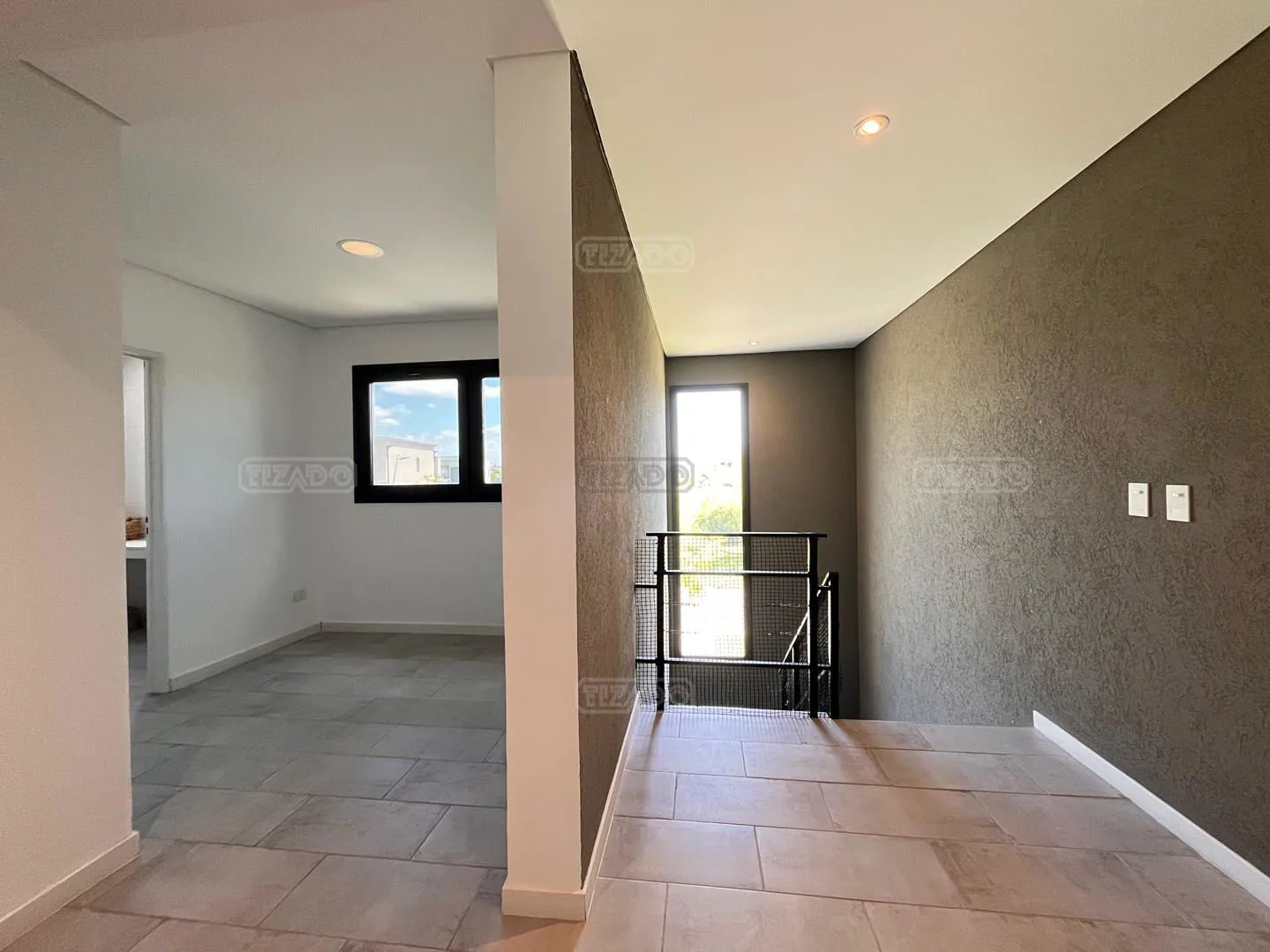 Furnished 3-Bedroom House with Pool and Garden in Ceibos, Puertos, Escobar – photo 11 of 12