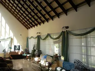 Gran chalet en barrio El Paraiso foto 2