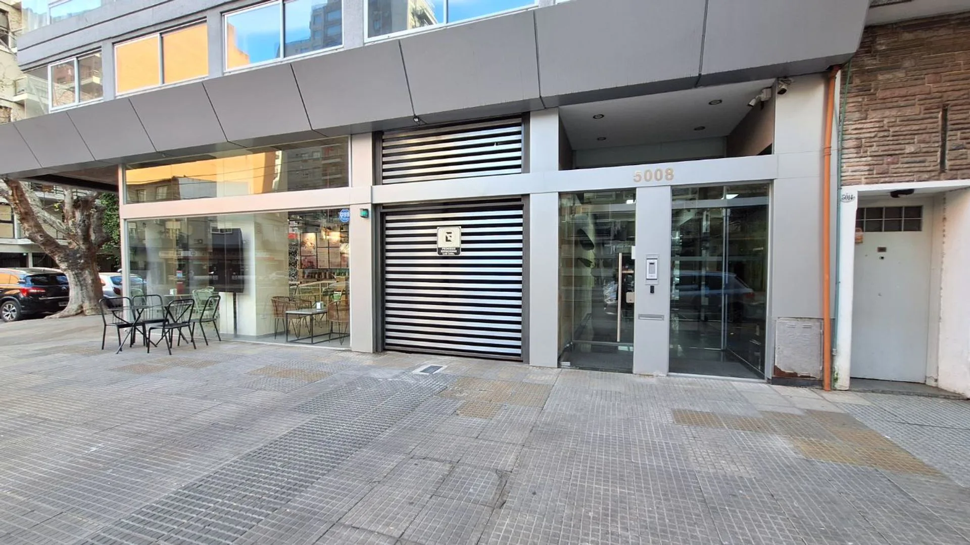 COCHERA CUBIERTA EN VENTA EDIFICIO VILLA URQUIZA foto 5