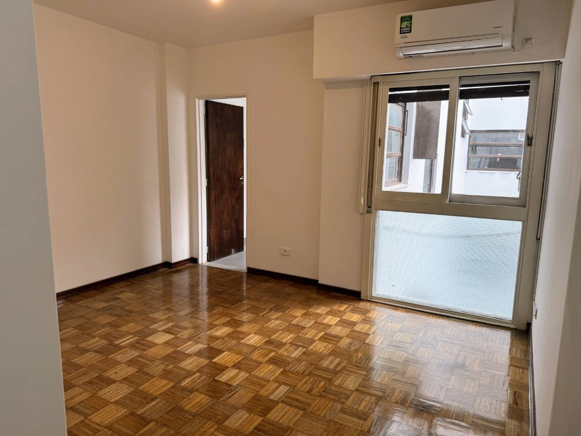 Alquiler departamento 2 ambientes Olivos foto 2
