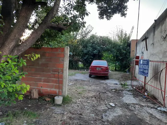 LOTE 6210 e/ 7 y 8 LA PLATA