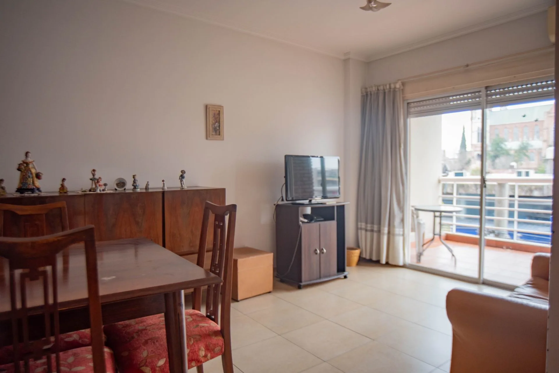 VENTA DPTO 3 AMB SANTOS LUGARES BALCON foto 3