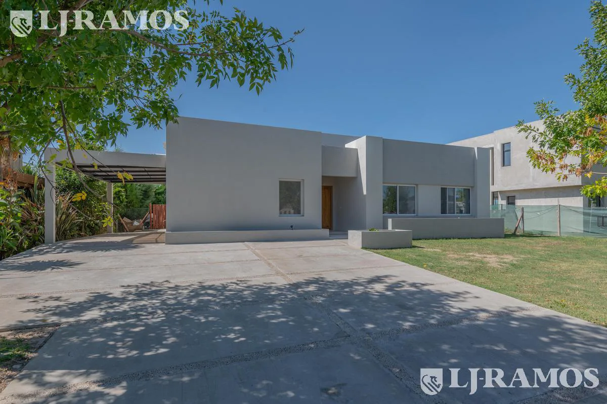 Casa en venta Barrio Puerto EL Canton 250.000 Finalizada foto 2
