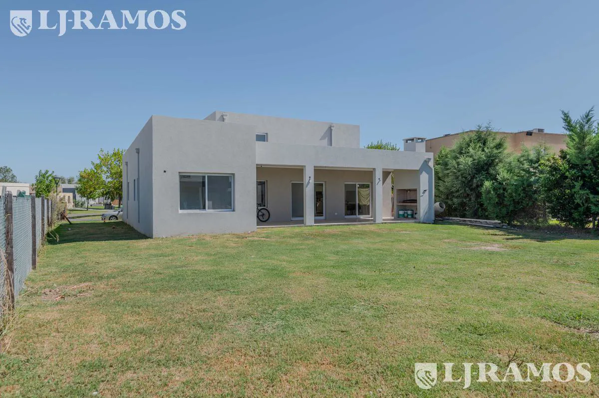 Casa en venta Barrio Puerto EL Canton 250.000 Finalizada foto 3