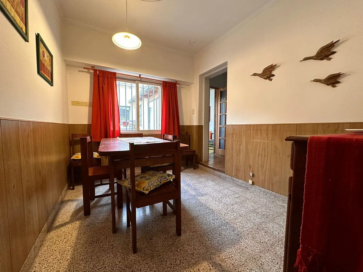 CASA IMPONENTE  TUCUMAN 62!! foto 5