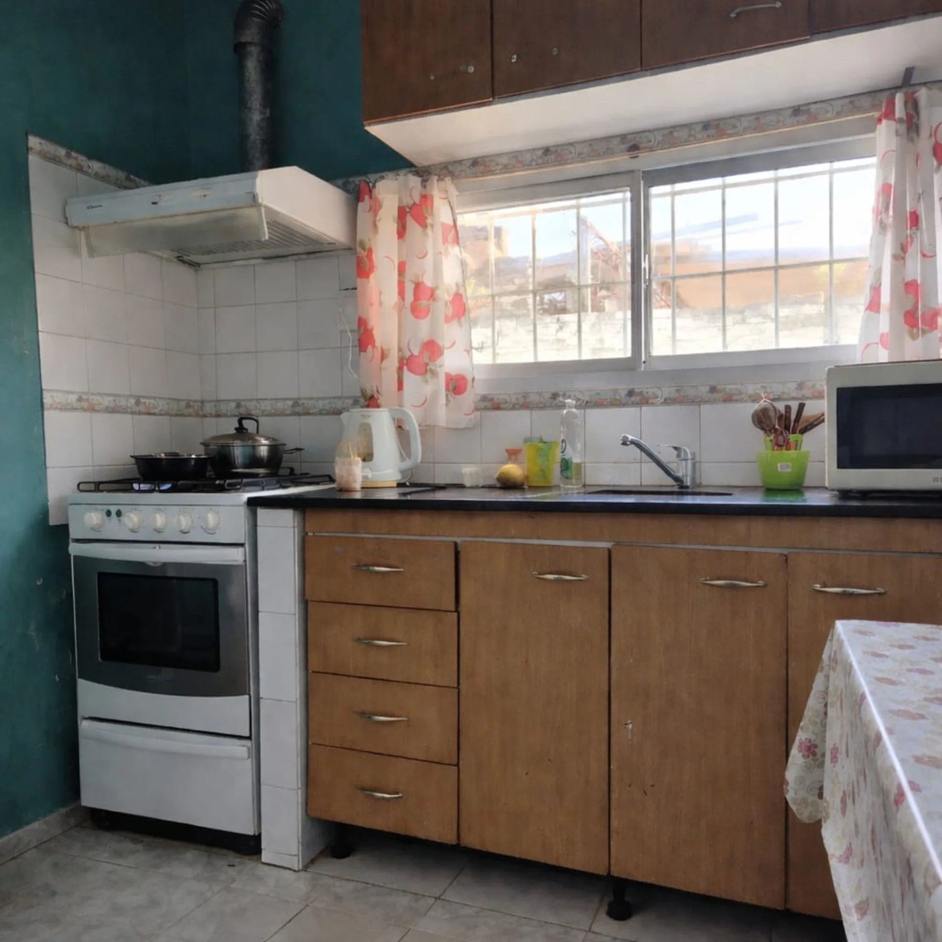 CASA EN PABLO NOGUES, MALVINAS ARGENTINAS foto 5