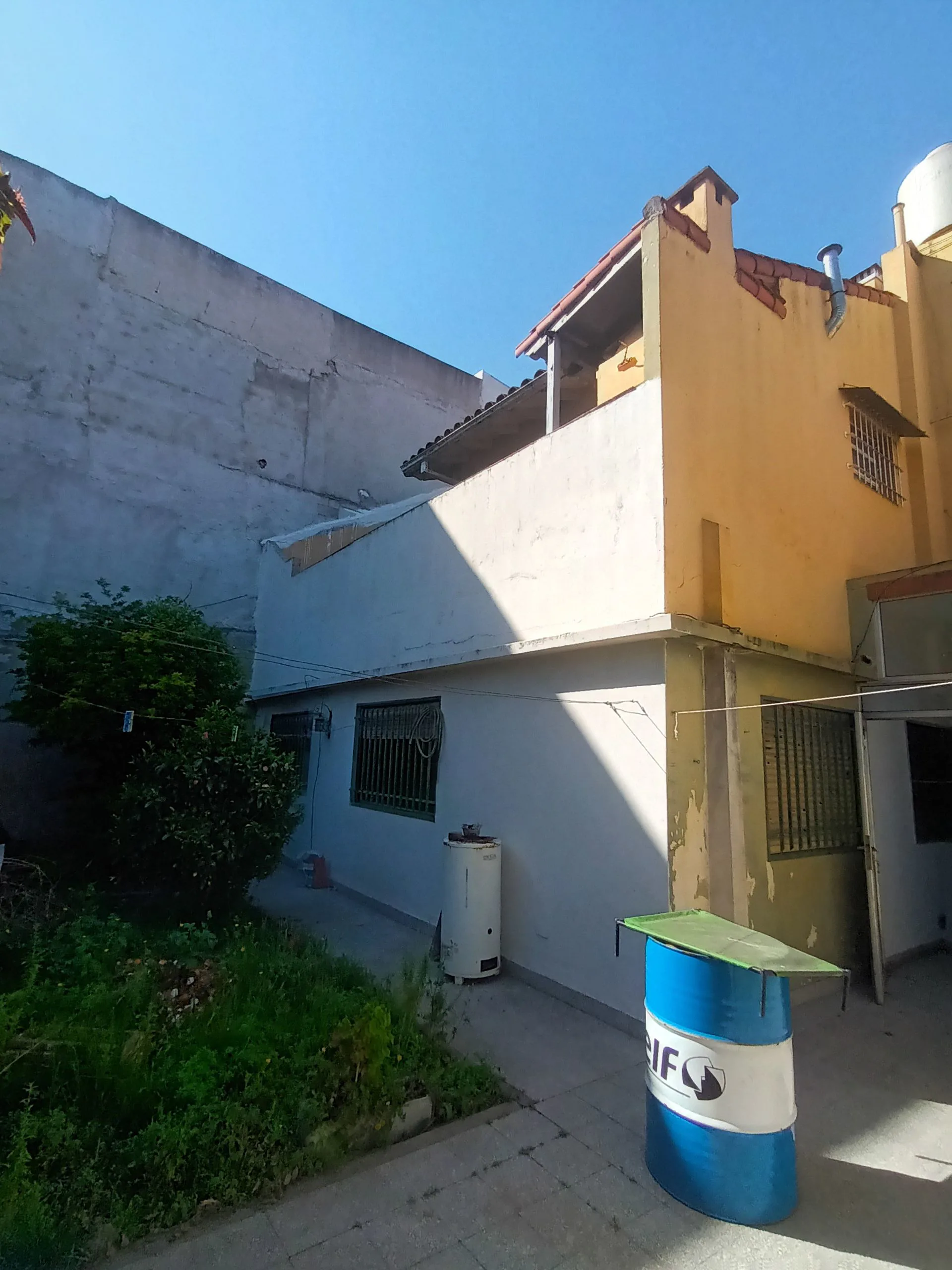 VENTA LOTE PROPIO EN CASEROS 195 METROS TOTALES foto 4