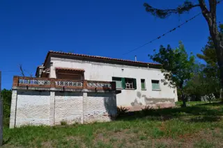 De Blasis Bienes Raices vende Antigua propiedad en zona centro, Tanti foto 4