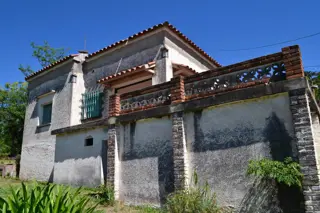 De Blasis Bienes Raices vende Antigua propiedad en zona centro, Tanti foto 5