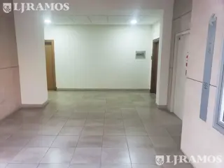 Alquiler o venta de oficina de 140 m2 en Beccar foto 5