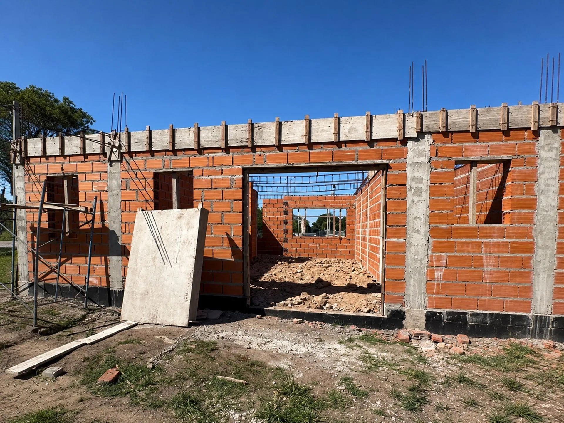 VENTA DUPLEX 4 AMBIENTES CAISAMAR EN POZO foto 5