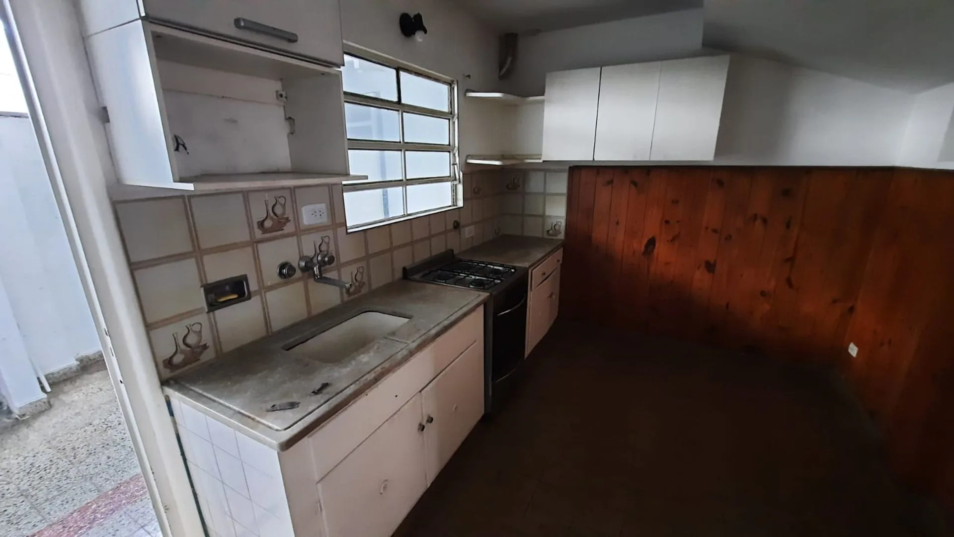 VENTA CASA 3 AMBIENTES VILLA MARTELLI COCHERA foto 3