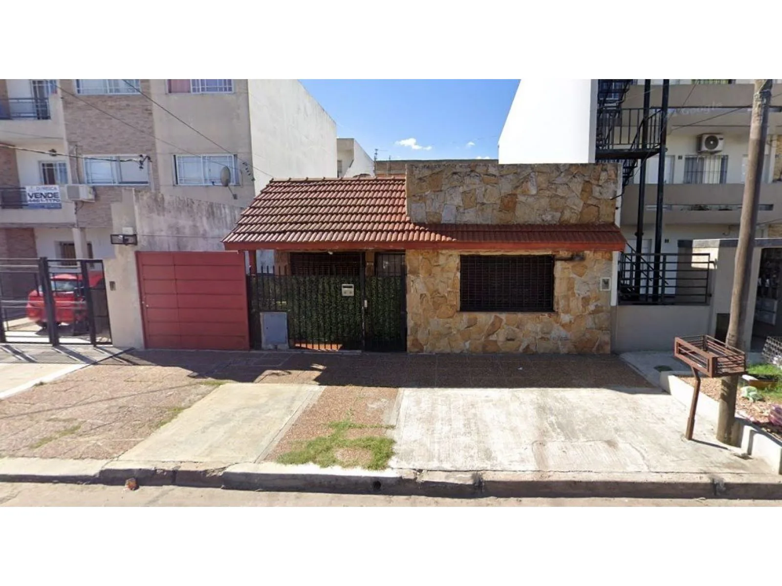 Casa.4amb. Jujuy al 1800.Villa Luzuriaga foto 2