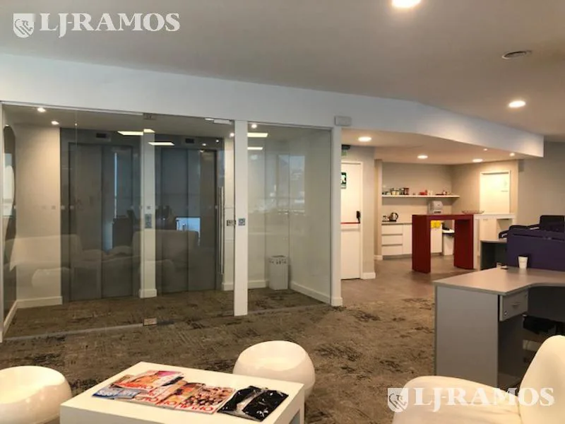 Alquiler de oficina de 297 m2 en Villa Urquiza foto 4
