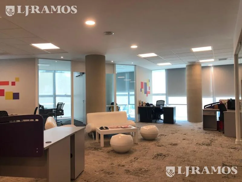 Alquiler de oficina de 297 m2 en Villa Urquiza foto 5