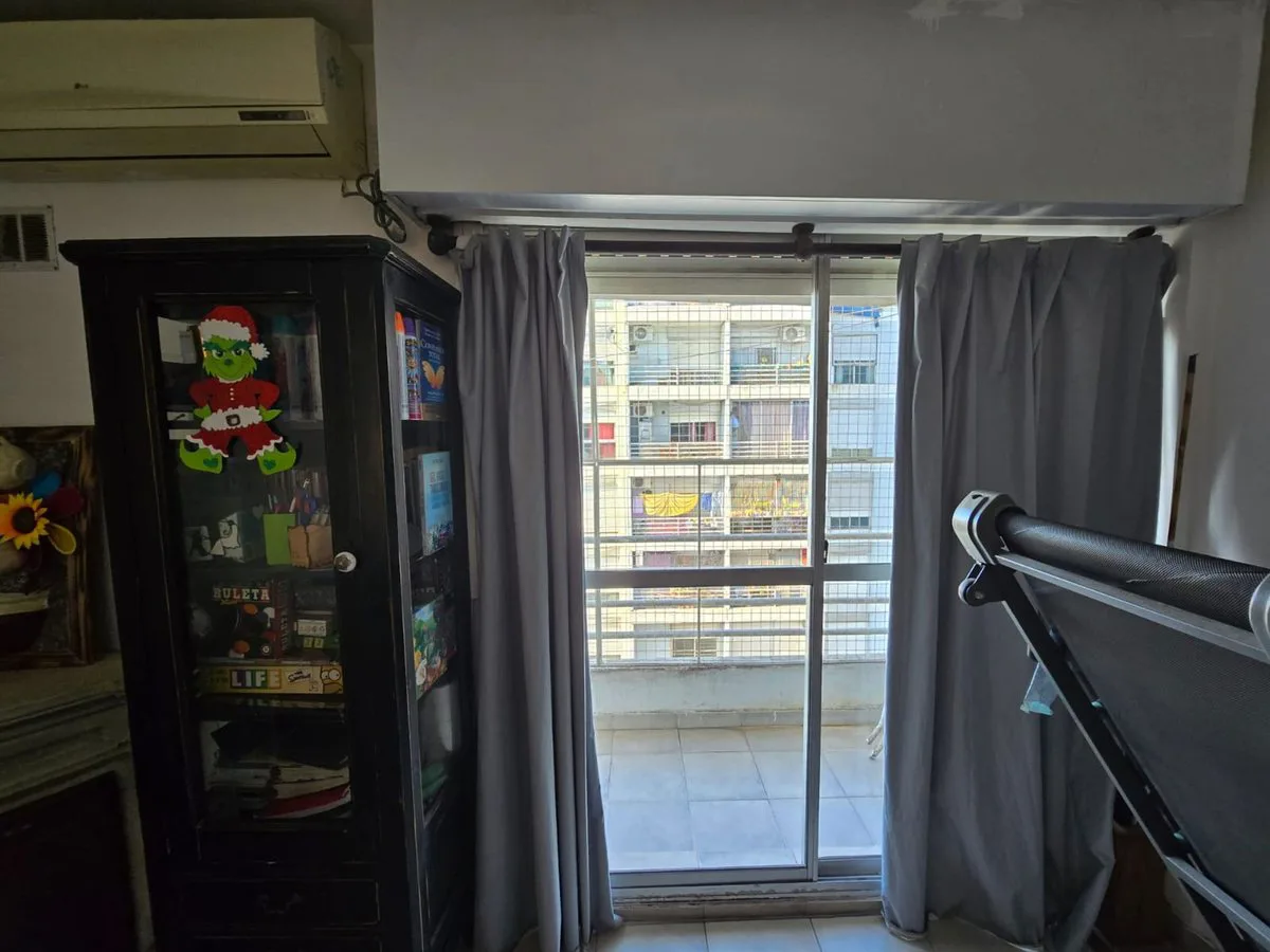 Venta Depto 3 Amb. La Boca. Vista abierta, b/est. foto 5