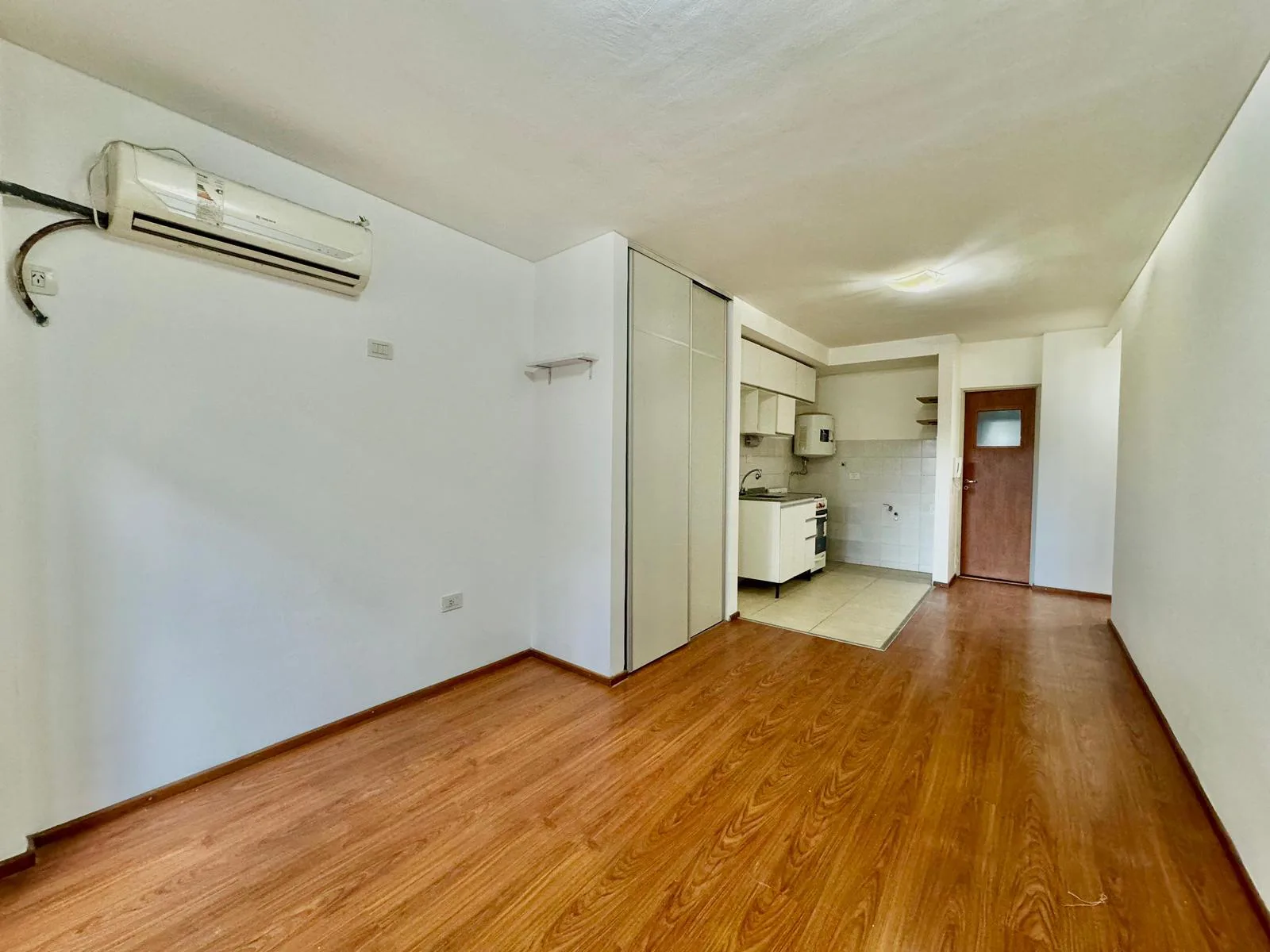 9 de Julio 1900 - Departamento monoambiente en alquiler - Rosario, Centro foto 3