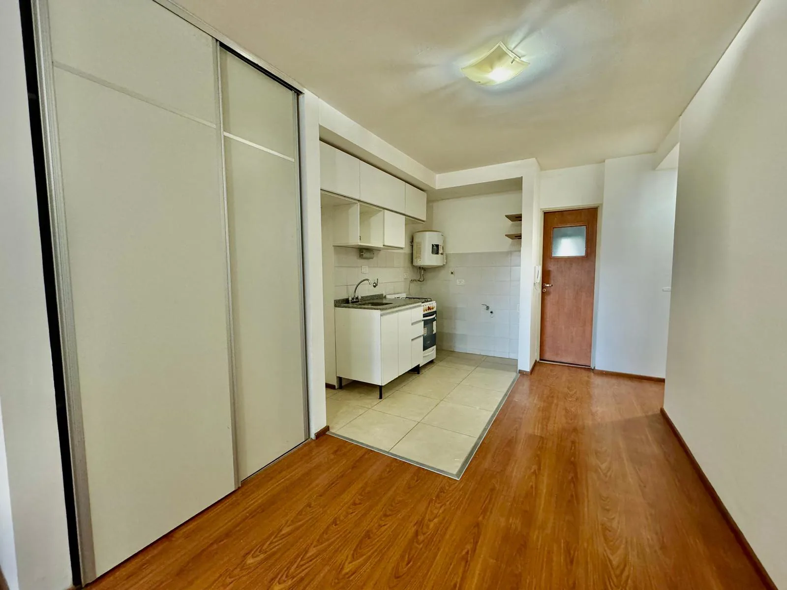 9 de Julio 1900 - Departamento monoambiente en alquiler - Rosario, Centro foto 5