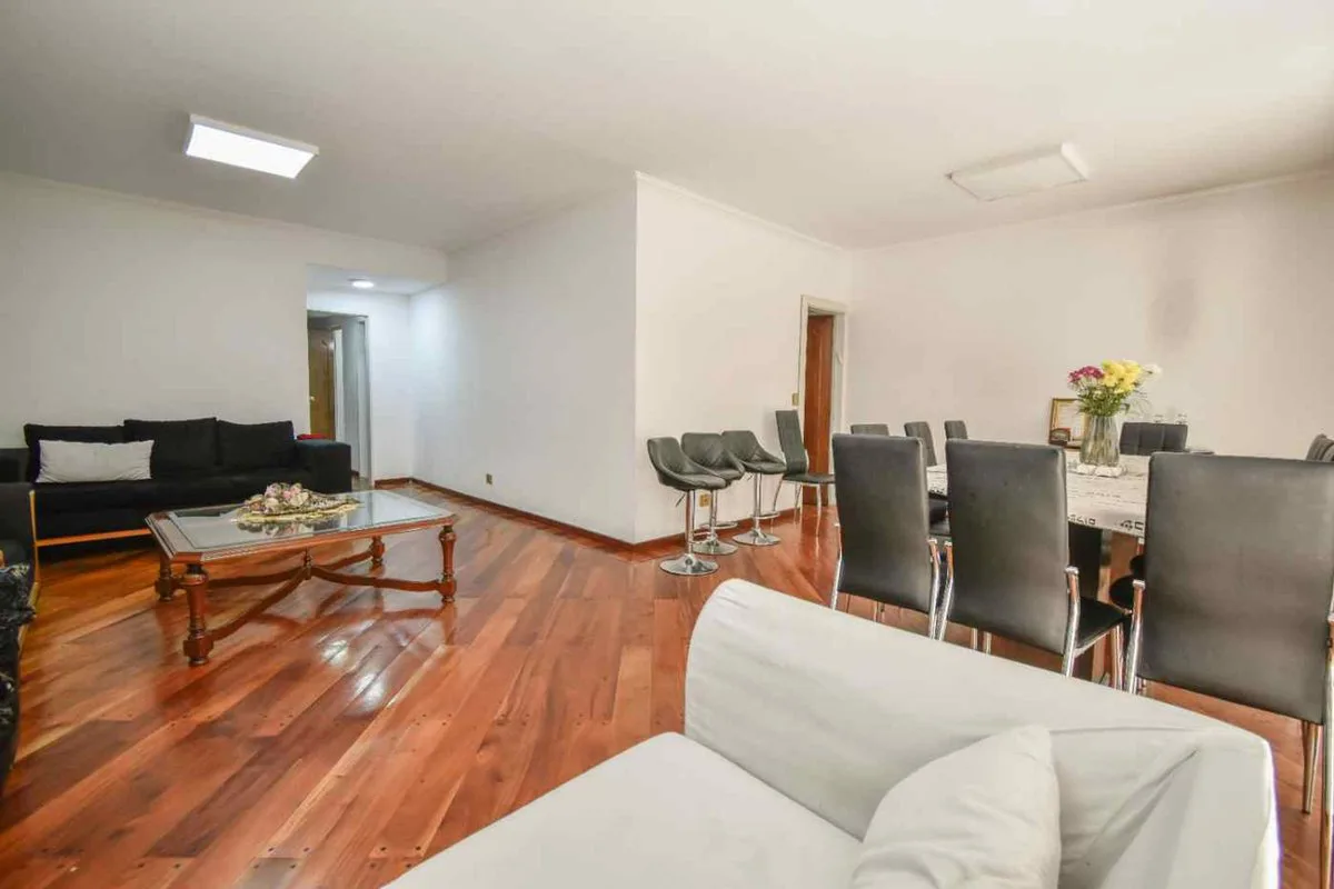 VENTA DE DEPARTAMENTO EN BELGRANO 5 AMBIENTES foto 3