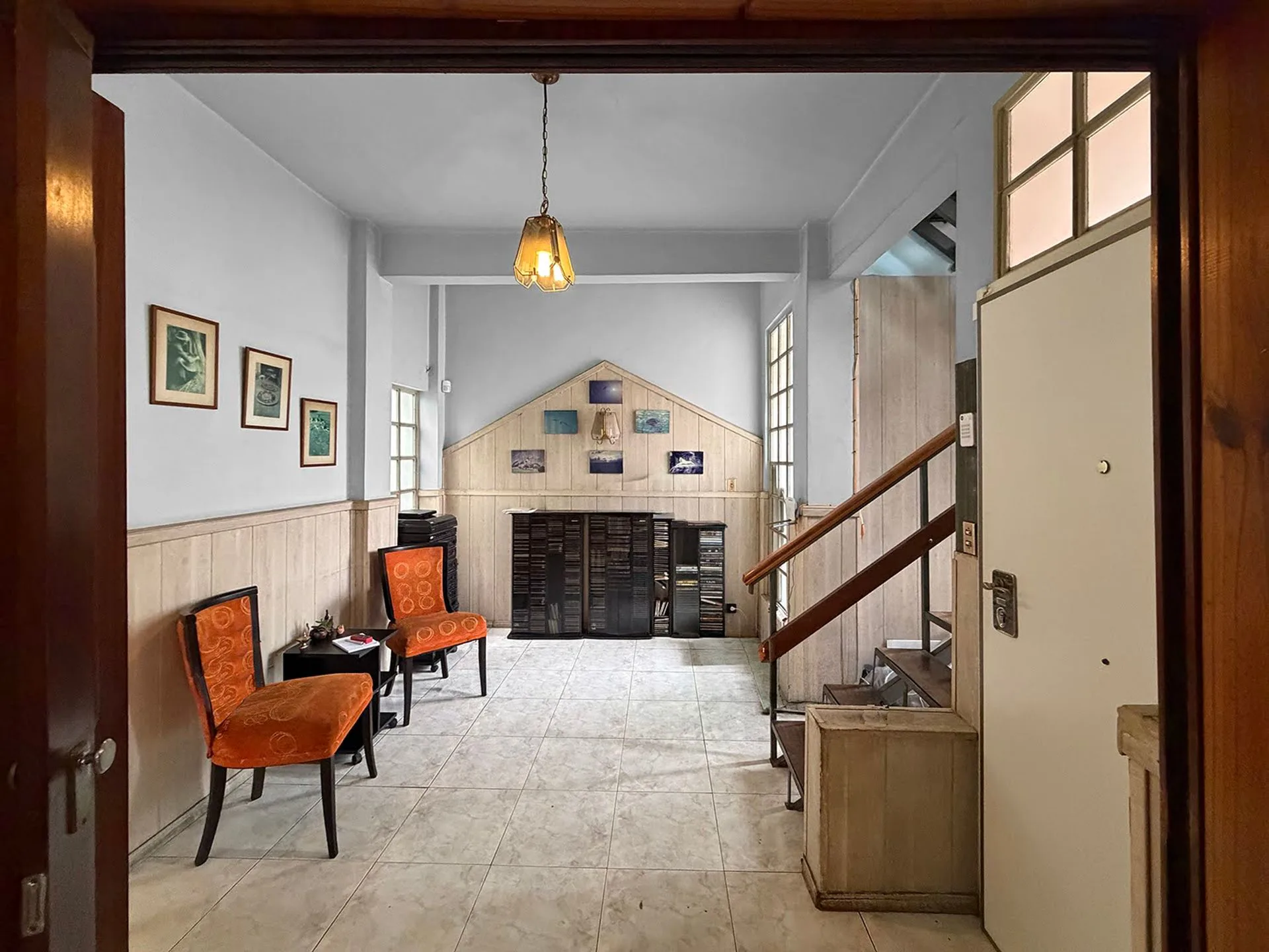 Venta casa en Villa Real con piscina y garage foto 4
