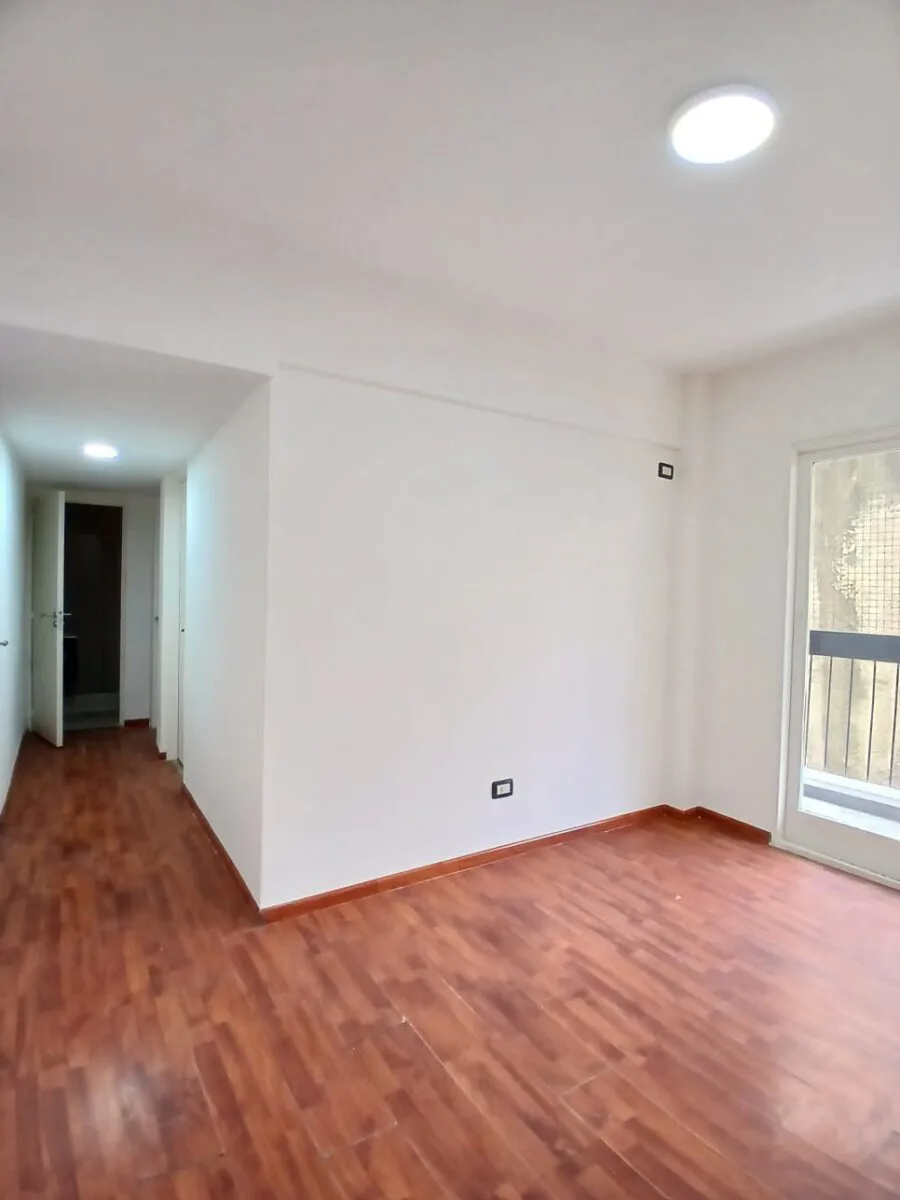 Se vende un lindo departamento de 3 ambientes - Balvanera foto 3