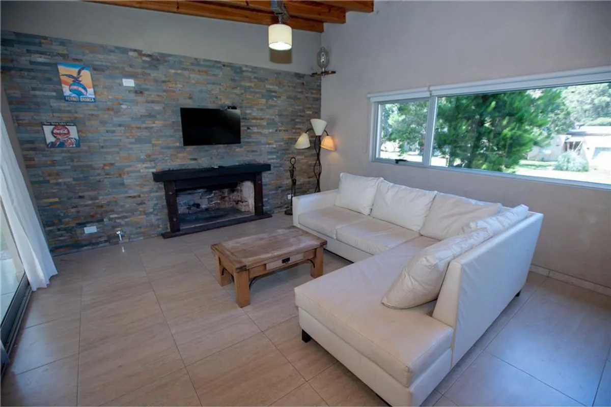 VENTA DE CASA EN COSTA ESMERALDA CON GAS NATURAL foto 4